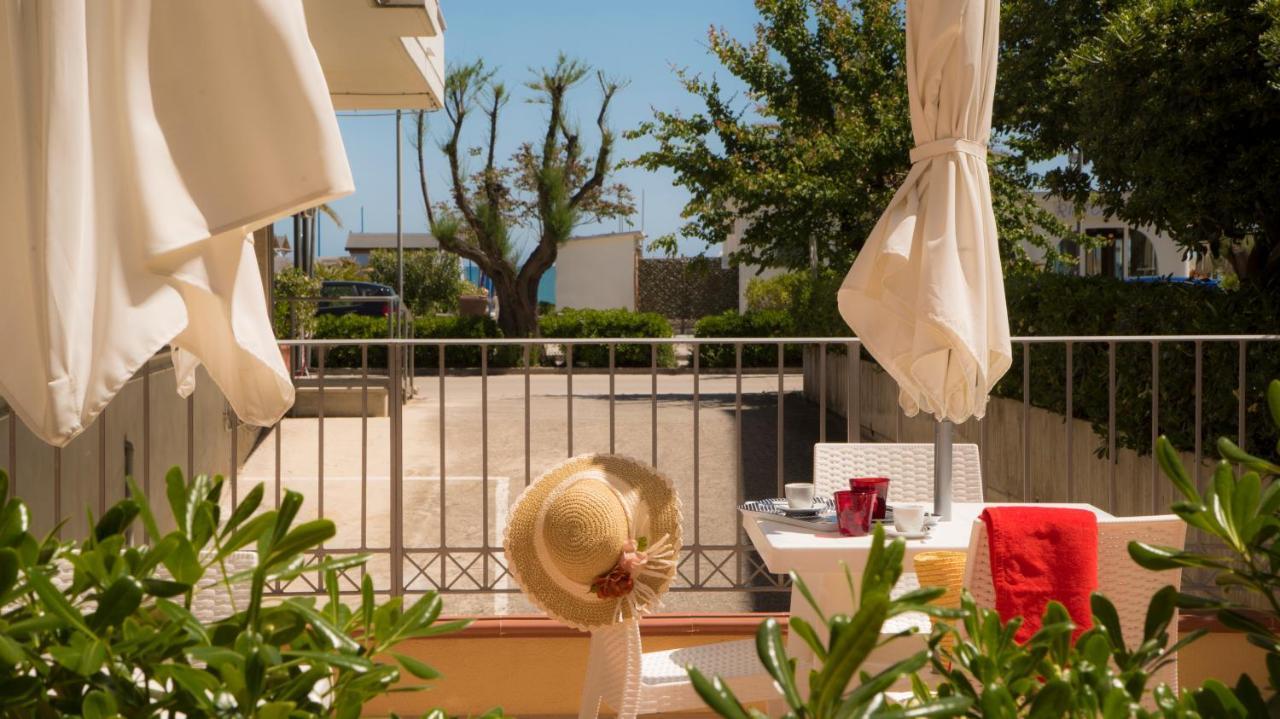 I Suoni Del Mare Appartement Porto San Giorgio Buitenkant foto