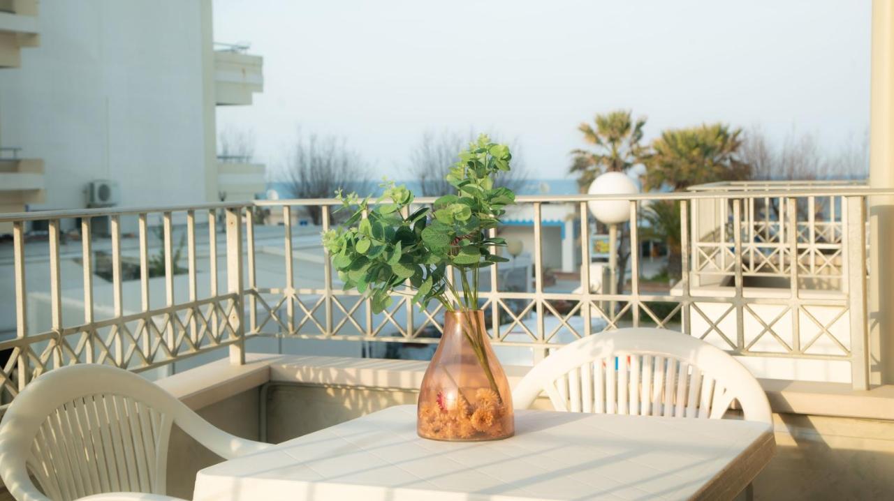 I Suoni Del Mare Appartement Porto San Giorgio Buitenkant foto