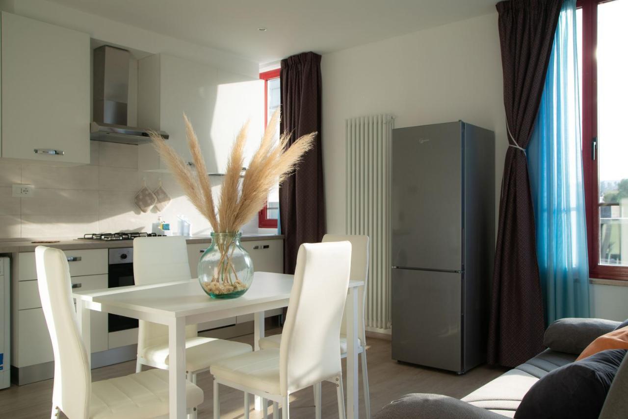 I Suoni Del Mare Appartement Porto San Giorgio Buitenkant foto